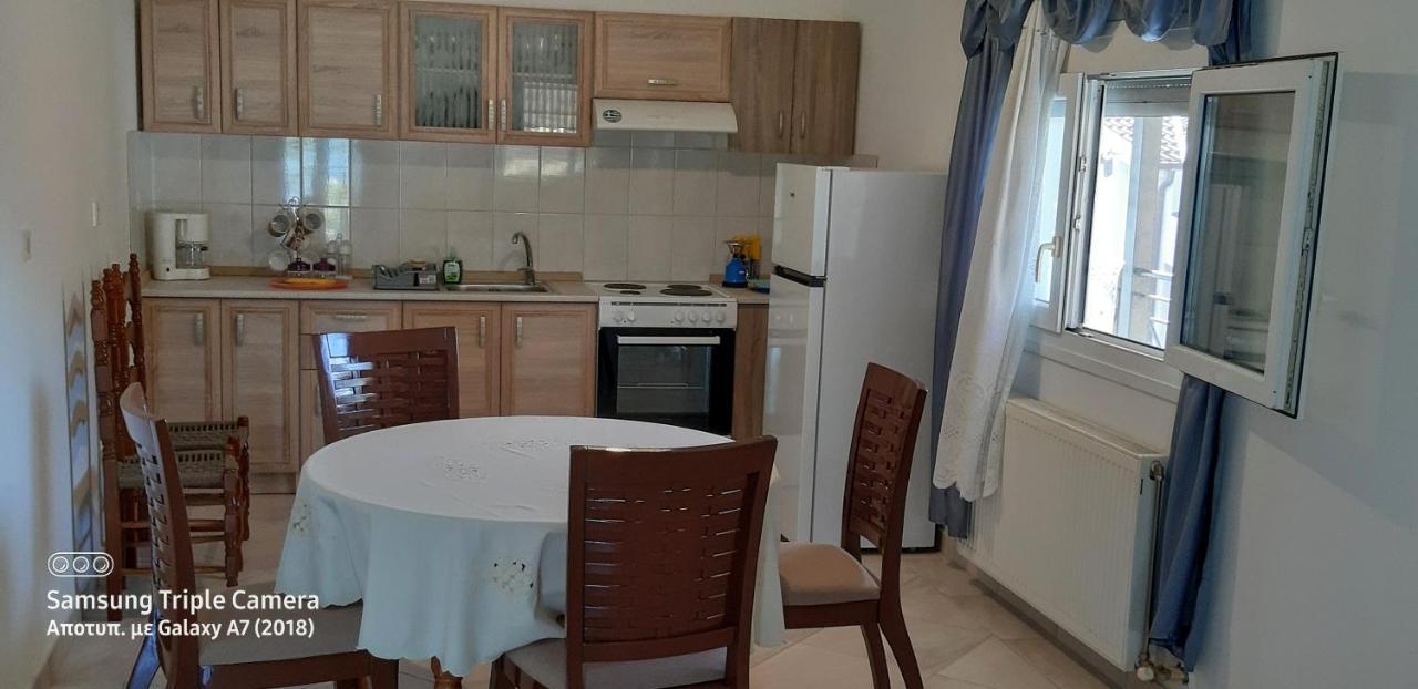 Achille'S Apartment Plataria Zewnętrze zdjęcie
